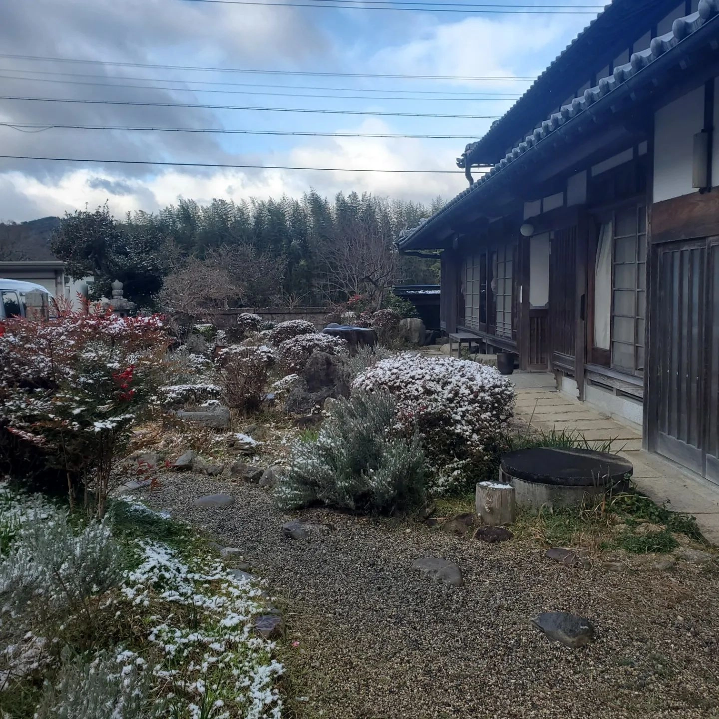 うっすらやけど、今シーズンも雪が降った🤗⁡